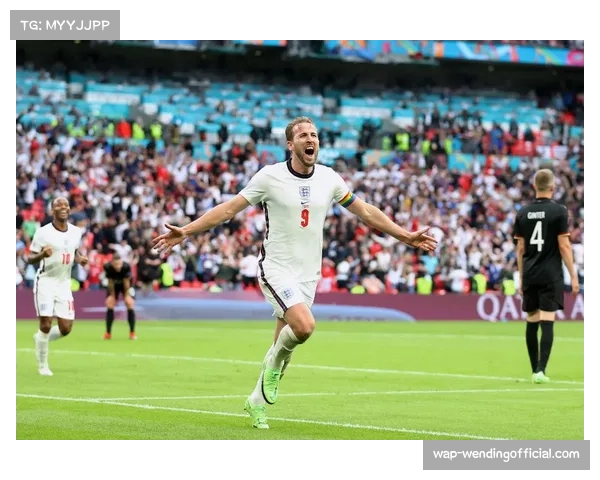 沃特金斯打破进球荒 维拉锋线三叉戟反击效率持续提升