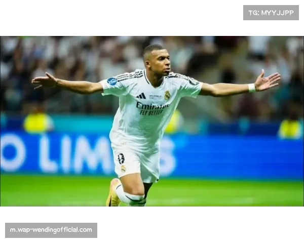 皇马中场双核驱动攻守平衡,贝林厄姆前插与巴尔韦德覆盖互补